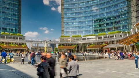 Milan, Piazza Gae Aulenti Square Porta Nuova. Milano, Timelapse, Hyperlapse 4K Stock Footage 101367923