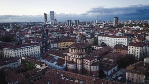 Milan Skyline Timelapse 库存影片 97666136