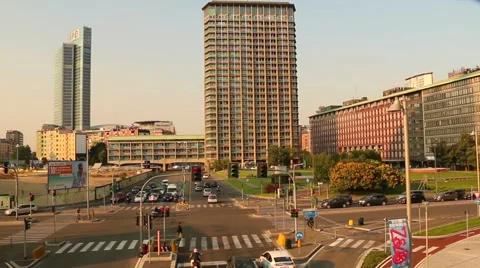 Milan, Skyscraper Stock-Footage 40305258