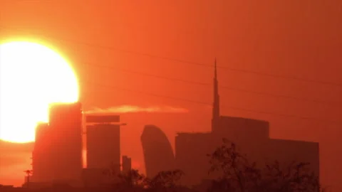 Milan Sunset Time Lapse 動画素材 149998307