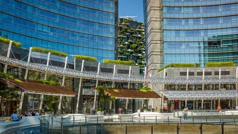 Milan Timelapse Hyperlapse Milano Time lapse Bosco Verticale Vertical Forest Video stock 101190599