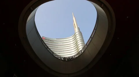 Milan, Unicredit Skyscraper Video stock 40304860