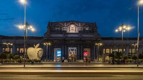 Milano central station front view square at night traffic time lapse Stock Footage 95327479