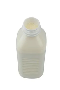  Milchflasche. Gesunde Ernährung Eine Flasche Milch für gesunde Ernährung  Stock Photos