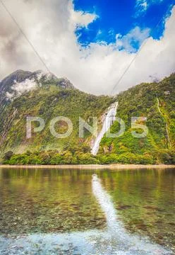 Milford sound Stock Photos