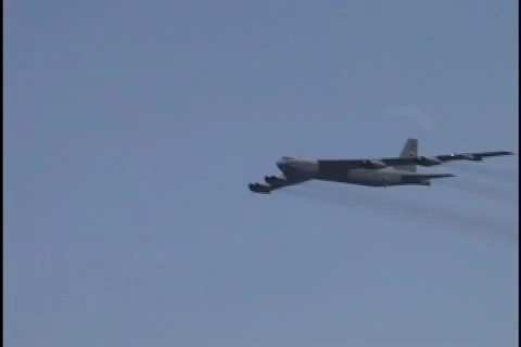 Military Bomber 库存影片 297916