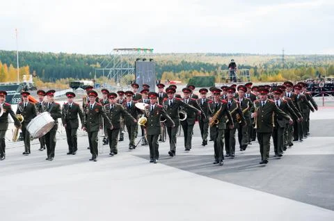 Military orchestra playing on show program Fotos de archivo