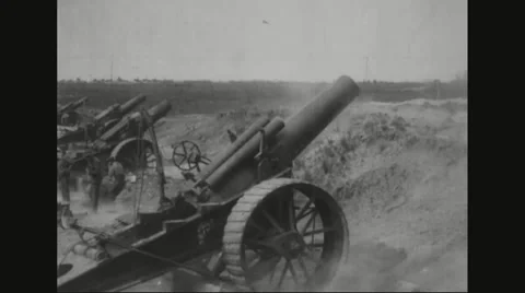 Military soldiers loading tank to fire Stock Footage 43313428