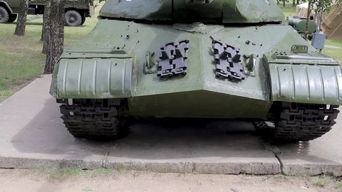 Military tank at the exercise Vídeo Stock 111477797