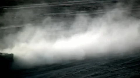 Military war machine machine runs an obstacle course. Видео 149579580