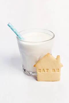 Milk and cookie Stock-Fotos