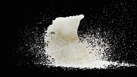 Milk splash, with Alpha matte. 動画素材 341612482