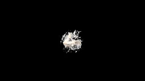 Milk splash Stockbeeldmateriaal 105472315
