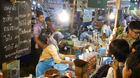 Milk tea vendors Stock Footage 122124195