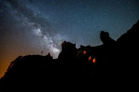 Milky Way arching over Roque de los Muchachos at night Fotos Stock