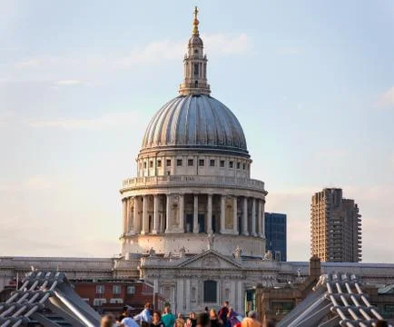 Millenium Bridge leading to St. Paul's Cathedral, London, England Stock Photos