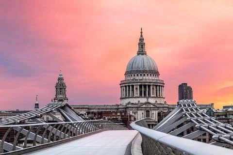 Millenium Bridge StPauls Stock Photos