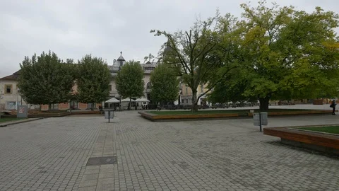 Millenium square in Baia Mare Stockbeeldmateriaal 87989290