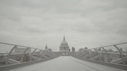 Millennium Bridge during Coronavirus Lockdown - London (4K SLOG2) Stock Footage