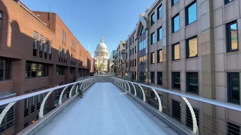 MILLENNIUM BRIDGE Stock Footage 205200010
