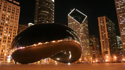 Millennium park: bean or cloud gate at night Stock Photos