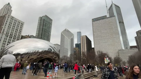 Millennium Park view of The Bean 库存影片 229579592