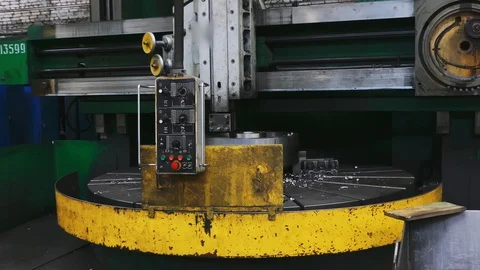 Milling machine cutting the sample part. Turning lathe in action.Facing opera Stock-Footage 114624677