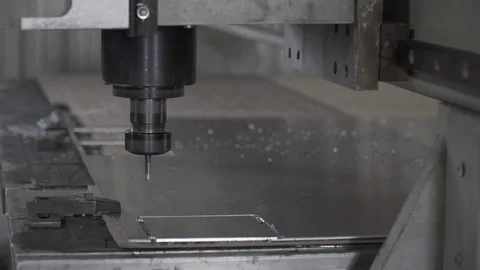 Milling metal cutting Stockbeeldmateriaal 73740748