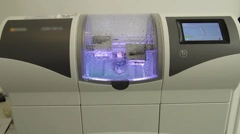 Milling unit to chairside dentistry Video stock 61156246