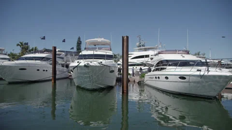 Million Dollar Yacht's Vidéo 39615613