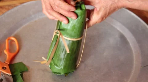 Millstone pounding meat, making daily dish Stock Footage 49709093