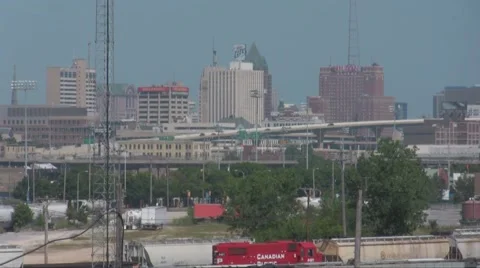 Milwaukee freeway, hand-held shot Stock Footage 40734804
