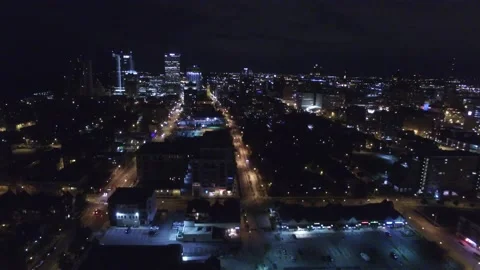 Milwaukee at night 1 库存影片 134498648