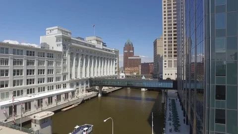 Milwaukee River in Summer Stock Footage 75974253