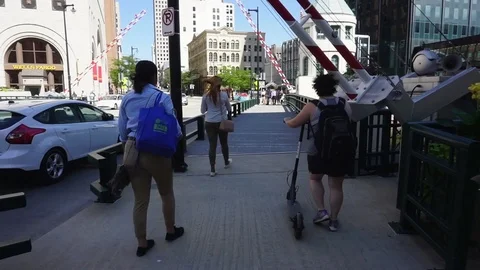 Milwaukee Walking Draw Bridge Video stock 101038510