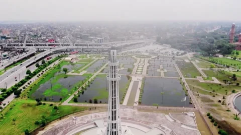 Minar-e-Pakistan, a public monument tower located in Lahore, Punjab, Pakistan Video stock 312032022