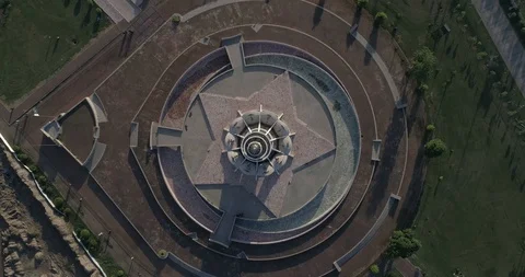Minar e pakistan top view from drone aerial Видео 127642390