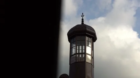 Minaret of an old mosque Video stock 329392919