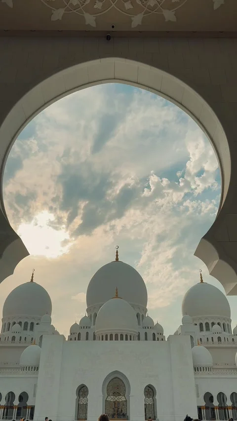 Minarets Sheikh Zayed Grand Mosque 13 Stock Footage 327472311