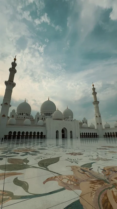 Minarets Sheikh Zayed Grand Mosque 15 Stock Footage 327472321