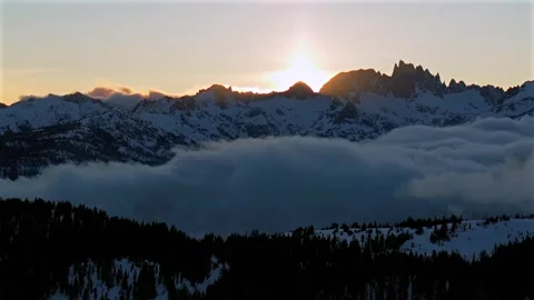 Minarets Vista view spring sunset rays Mammoth Mountain Ski Resort California Stock Footage 307158926