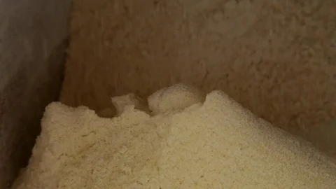 Minced grains fall Stock-Footage 75467180