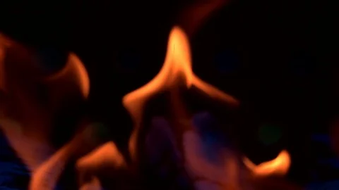 Mindbending fire. Flame entertainment at night. Extreme slow motion Vidéo 108616795