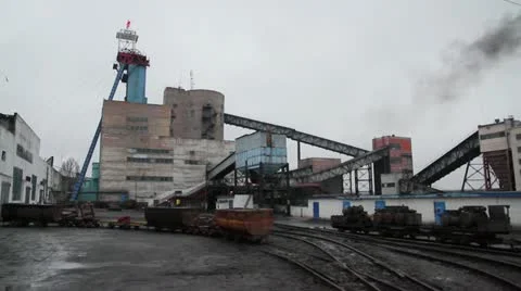 Mine 库存影片 12225291