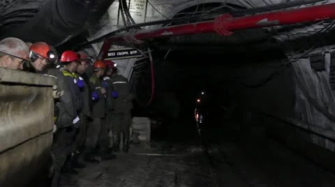 Miners 库存影片 12225324