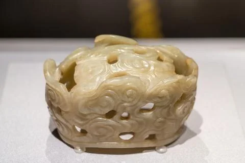 Ming Dynasty Jade Carving Cloud Road Crown 写真素材