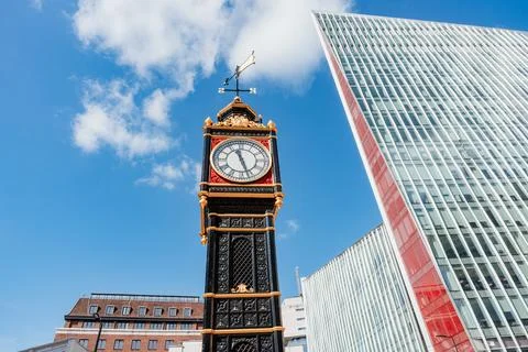 Mini Big Ben Style Clock Tower Replica In London Stockfoto's