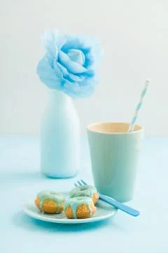 Mini bundt cakes Stock Photos