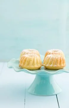 Mini bundt cakes Stock Photos
