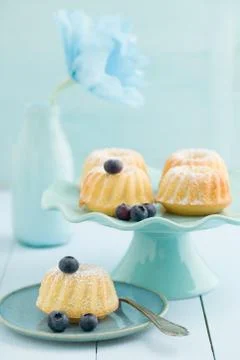 Mini bundt cakes Stock Photos